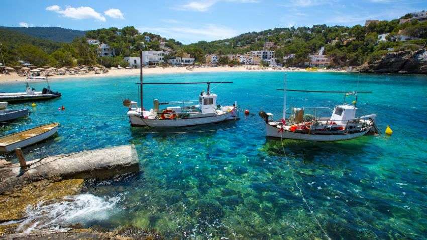 Benirràs or Cala Vadella: which Ibiza beach suits your travel style?