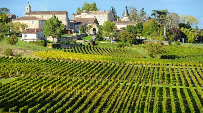 Best areas and day trips near Bordeaux worth exploring France