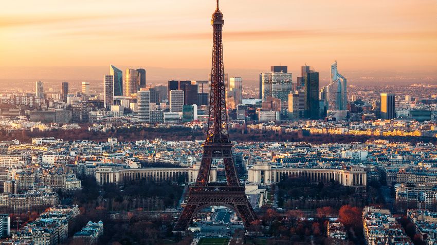 Best areas to stay in Paris, the city of lights