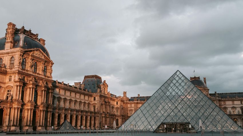 Is a Paris neighborhood base worth committing to for a longer stay?