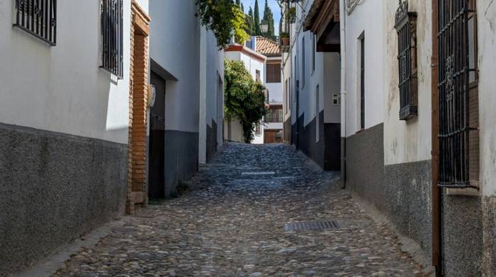 Is Granada the right destination for your travel style