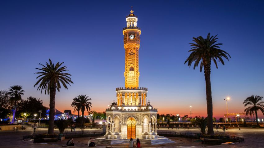 Izmir loop travel guide turkey
