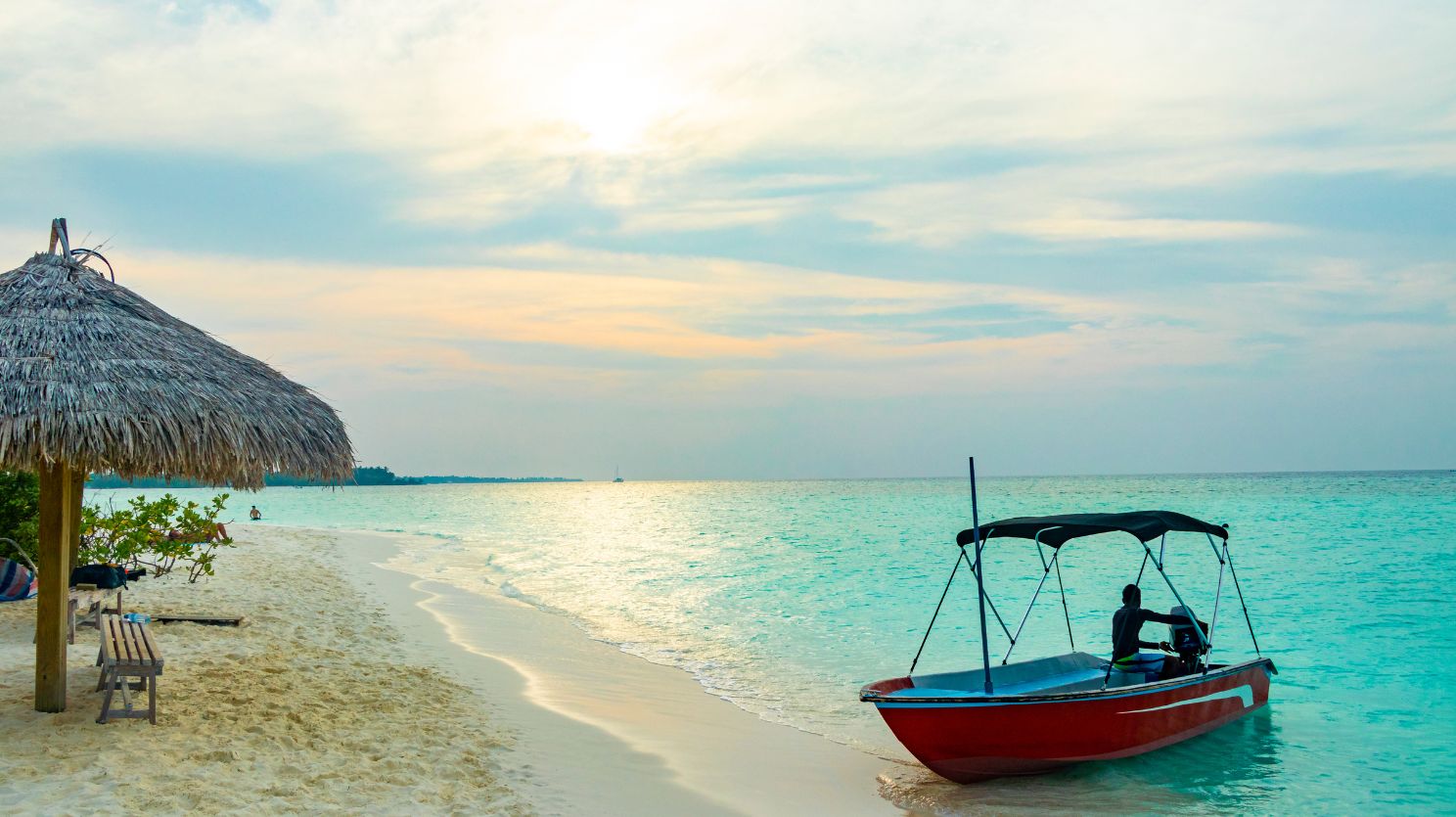 Kuramathi vs Kuredu: which Maldives island fits you?