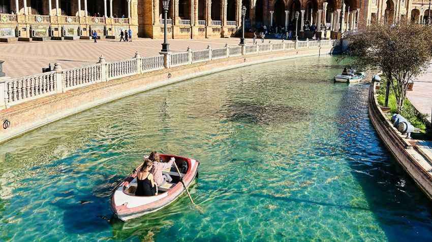 Seville or Malaga: which city suits your travel style?