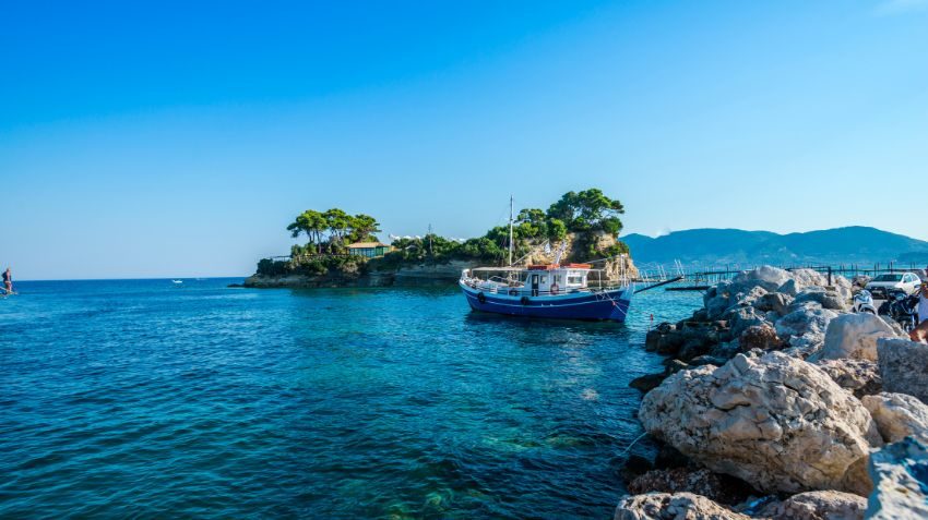 Zakynthos Town: who it suits as a base
