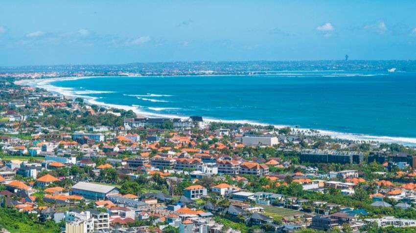 Best areas and day trips near Seminyak