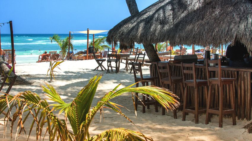 Where to stay in Tulum: beach, Pueblo or Aldea Zamá?
