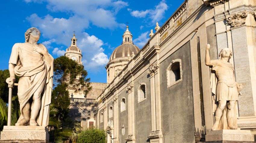 How to get around Catania as a first-time visitor